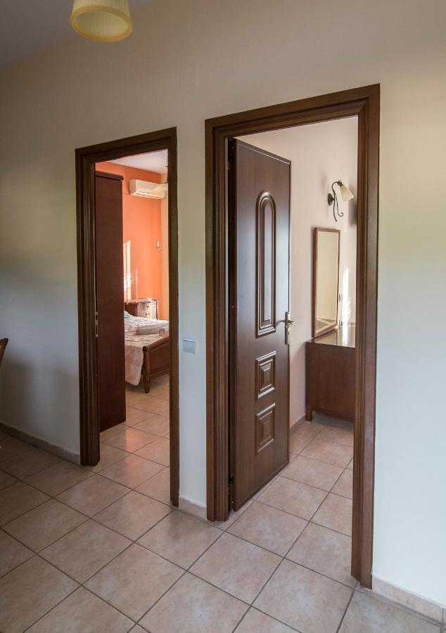 Dimas V House Aparthotel Parga Exterior photo